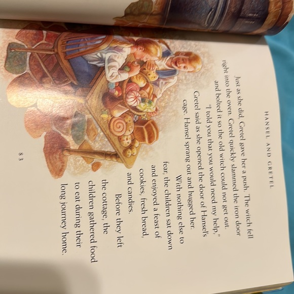 Once Upon a Time: Treasury of Fairy Tales - Picture 4 of 7